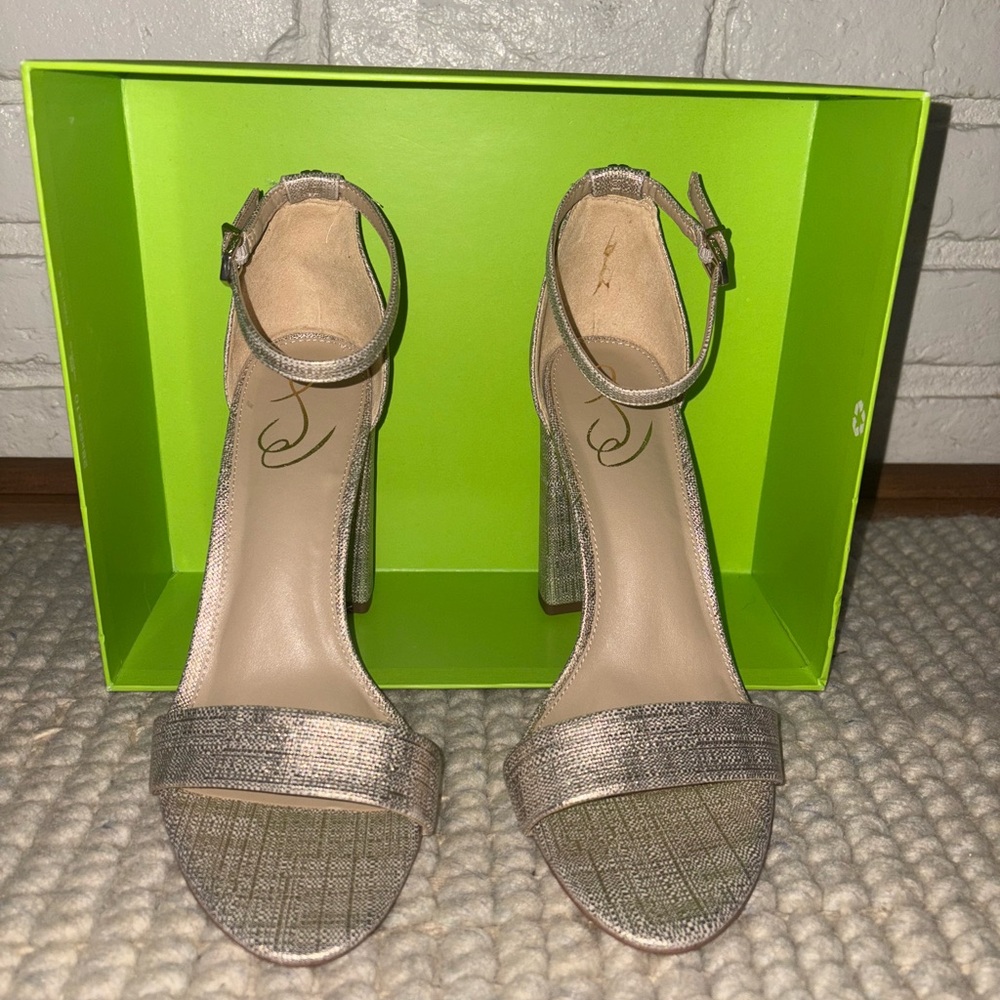 NWT Sam Edelman Yaro light gold metallic heels